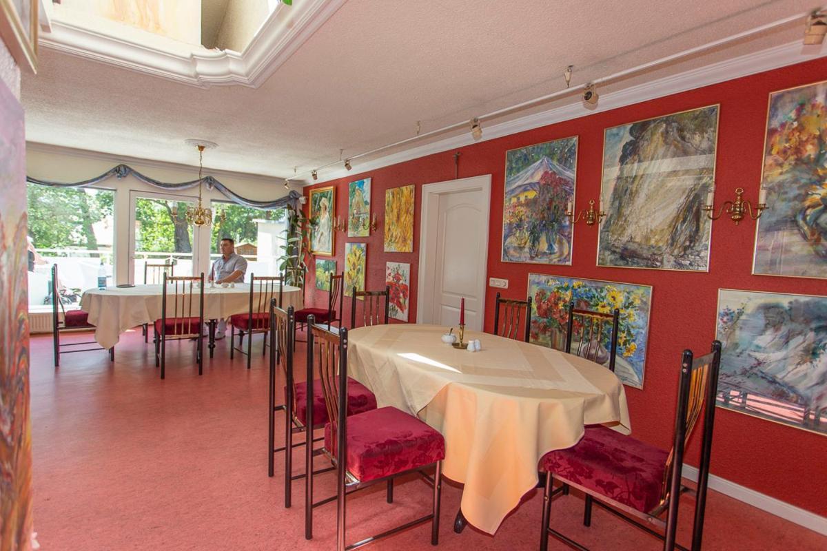 Hotel Im Schwedischen Hof Binz Esterno foto